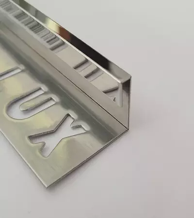 Bagheta dreapta cu muchii exterioare din inox